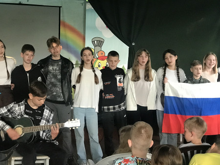 Интервью детей в День России